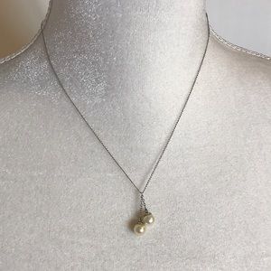 Sterling Silver Pearl Necklace 18”